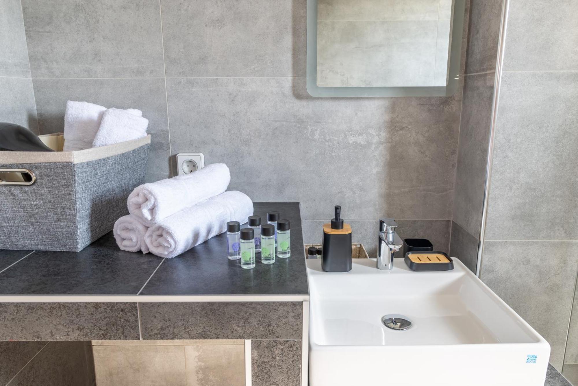 Katerina & Stefanos Family Apartments Archangelos  Zewnętrze zdjęcie
